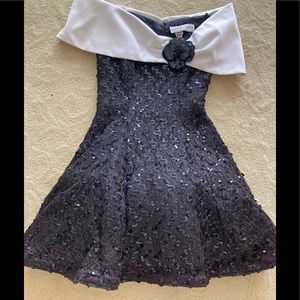 Vtg Lillie Rubin Black & White Beaded Off the Shoulder Cocktail Dress Size 8